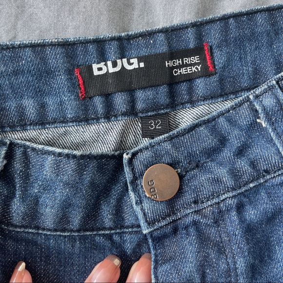 BDG gradient washed denim jeans shorts - Picture 4 of 7